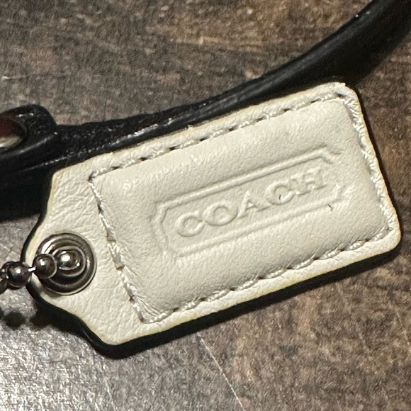 Coach Turnlock Leather Wristlet - Picture 7 of 7